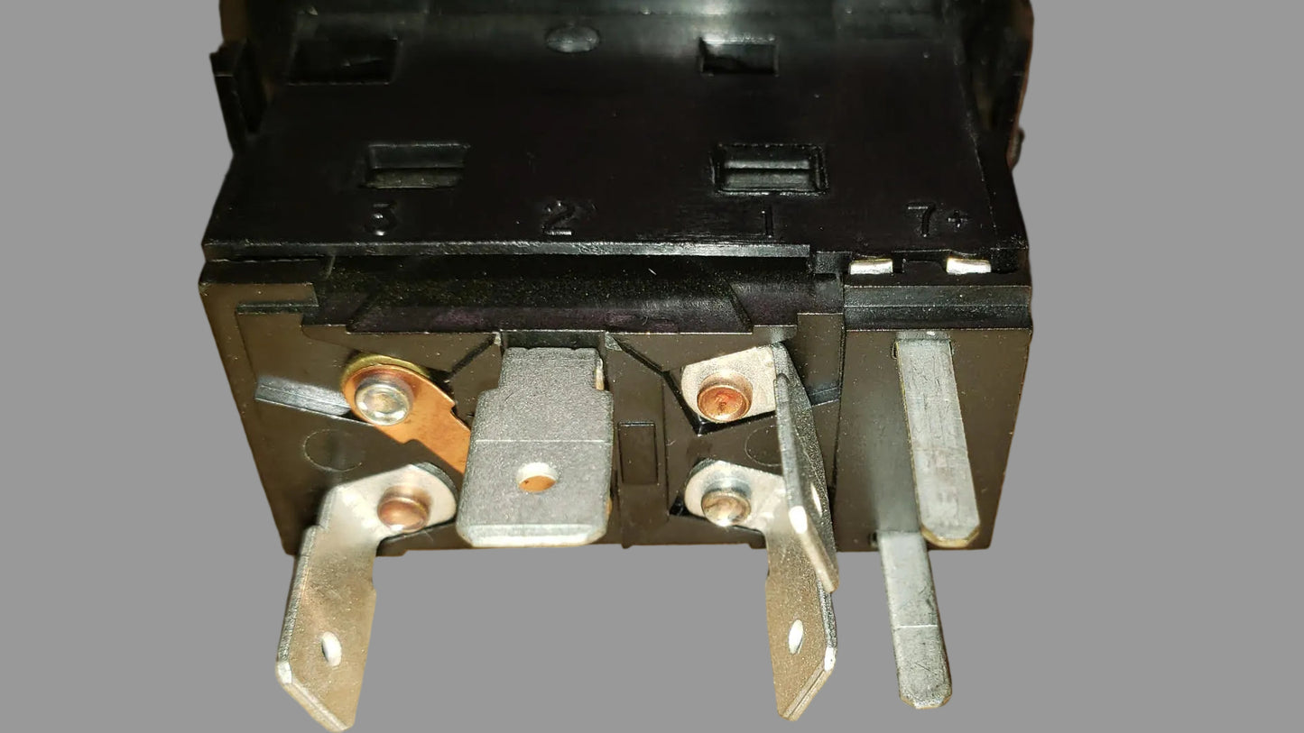 Wheeled Coach Switch - Fan Speed