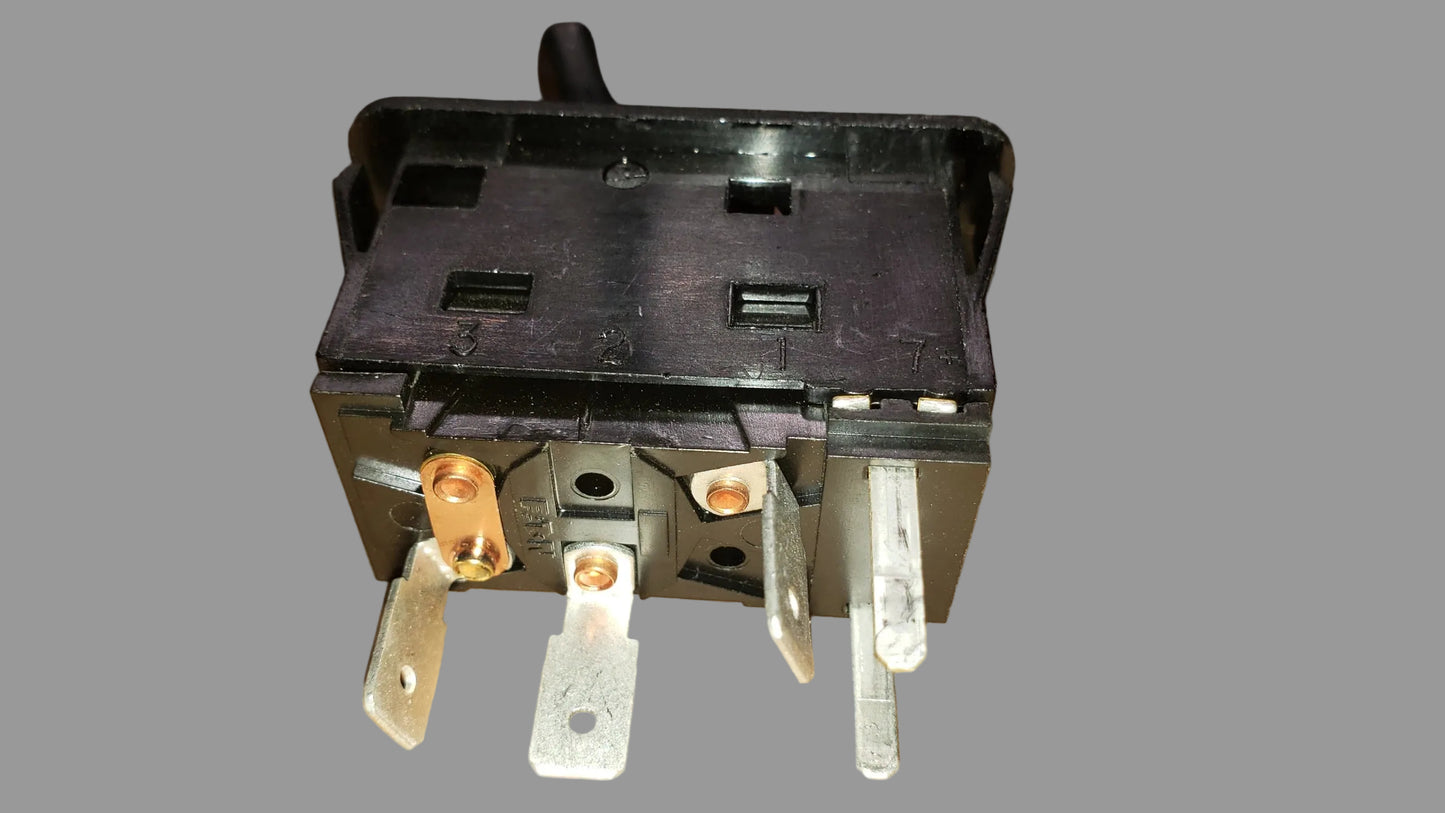 W/C Master Switch