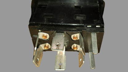 Wheeled Coach Switch on/off/on