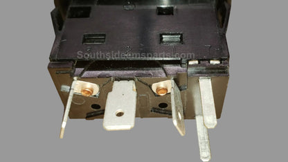 Wheeled Coach Switch - On/On